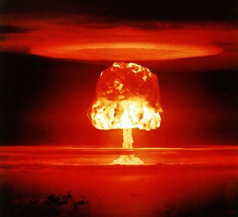 【閲覧注意】原子爆弾「きのこ雲」の下でおきたことが地獄絵図……。