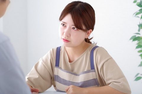 【愕然】嫁「年収600万超えてるんだよね?」ワオ「う、うん」→結果・・・