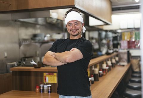 【衝撃】ラーメン屋「本日11:10開店となります…」ワイ「ここって11:00オープンじゃないんですか?」店「実は・・・」結果→