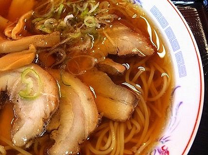 【呆然】ラーメン屋で一口食べて首かしげて「お愛想」って言った結果wwwwwwwwwwwwwwwwwwwwww