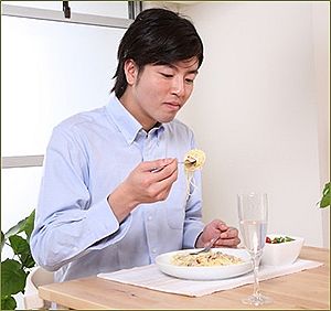 旦那が私の料理を「素材がいいから美味い」としか褒めてくれない。安物だよ?と言うと逆ギレ。素直に私の腕を褒めればいいのに頑なに「素材が」と言い張る