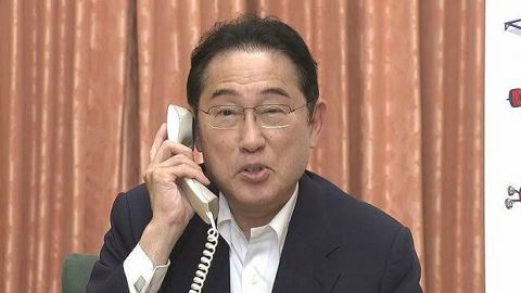 岸田総理「え、金メダル出た!?さっそく電話かけなきゃ!」(画像あり)