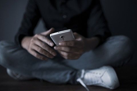 勧誘電話をかけてきた女性「(俺)君って面白そうだから一度会ってみたい、仕事として会社に出張費を出してもらって雑談しようよ」→承諾した結果…