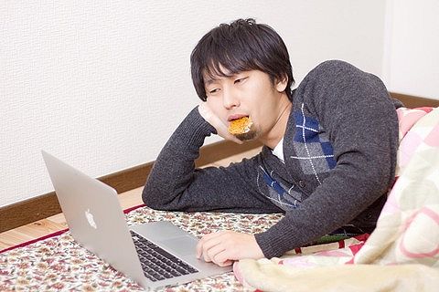 嫁が俺実家に一人で帰省中(4日目)俺は実家好きじゃないから留守番してる。つまらないなー