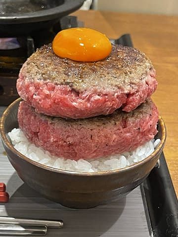 【画像】ハンバーグ丼ブーム、到来してしまう????