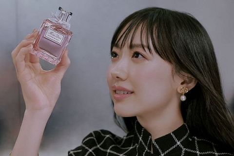 【あっ】女優・芦田愛菜さんが高級ブランドDiorのアンバサダーに就任→彼女が選ばれた理由、これかもしれない・・・