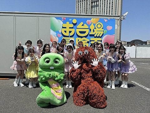 【屈辱】AKBのTIFの出番にガチャピンとムックが登場wwwwwwwwww