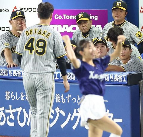 阪神・岡田監督が激怒　オースティンに2本塁打された大竹に「エアポケットあるよ」「3-1やから考えたらええのにな」