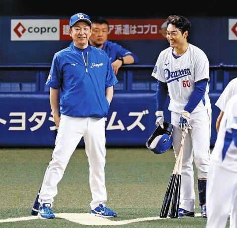 中日スポーツ「全権監督は有能なら黄金期、無能なら暗黒期になる」