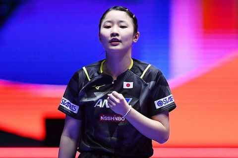 【卓球】日本女子が50年ぶり大快挙!　決勝で最強中国を撃破し女子団体優勝!  16歳・張本美和が2点取り