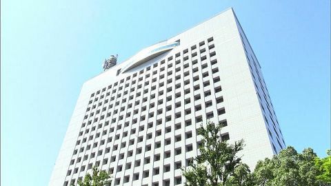 【悲報】神奈川県警の警察官、高齢者から現金700万円を騙し取った疑いで逮捕