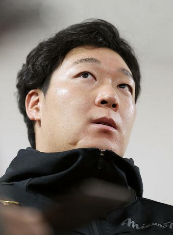 【悲報】大山、阪神から複数回残留交渉され藤川監督とも電話したがFA宣言していた