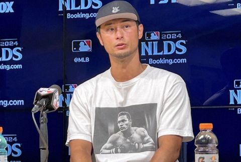 パドレスのダルビッシュ有投手、会見で義兄・山本"KID"さんのTシャツ着用して対応　質問した米記者に自ら英語で説明