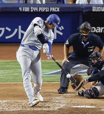 大谷翔平「48-48」達成!5戦ぶり48号追撃2ラン　敵地大歓声　球団年間最多記録に王手　通算219本塁打アジア記録更新　打点単独トップ