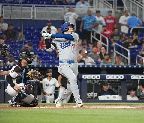 大谷翔平が大暴れ!球団最多タイ49号で「49-51」本塁打もついに王手「MVP」コール鳴り止まず