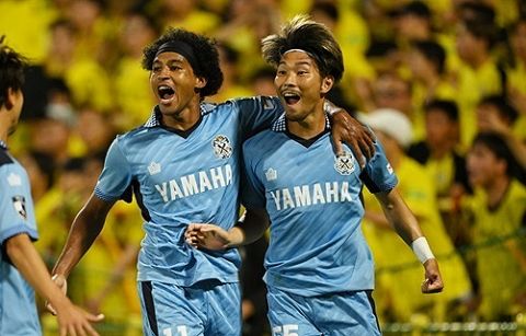 磐田、柏に2-0快勝し残留争い対決を制す!FC東京は名古屋に4-1大勝!新潟は湘南に3-1快勝!浦和はスコルジャ監督復帰戦でG大阪に勝利　J1第30節(関連まとめ)