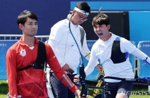 【パリ五輪】韓国人「アーチェリー男子団体日韓戦で、韓国人選手が日本人選手に向かって激しく吠えまくって話題に‥」→「この表情はマジでヤバイ」　韓国の反応