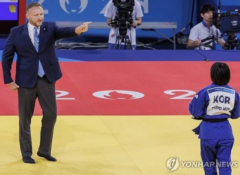 韓国人「日本国籍を放棄したホミミ選手が銀メダル!その試合の審判に日本人は手回しをしていなかったのでしょうか?」　韓国の反応