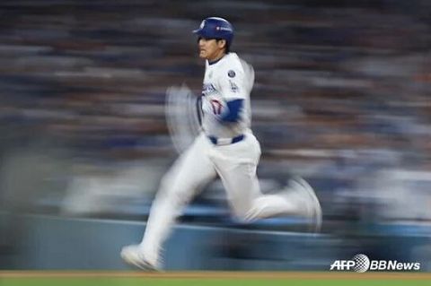 韓国人「大谷が二塁打!フリーマンの逆転サヨナラ満塁ホームランでドジャーズが劇的な逆転勝利 !」　韓国の反応