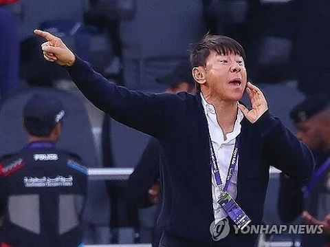 【サッカー】韓国人「インドネシアが0-4で日本に惨敗しグループ最下位」シン・テヨン監督の魔法は通用せず　韓国の反応