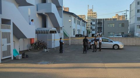 札幌市内のマンションから女の子が転落か、警察が事故と調査中