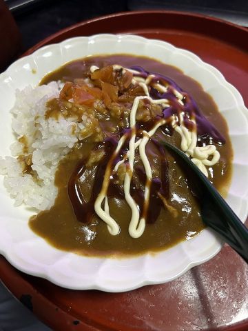 【画像】カレーこの食い方したらドン引かれたんだが...