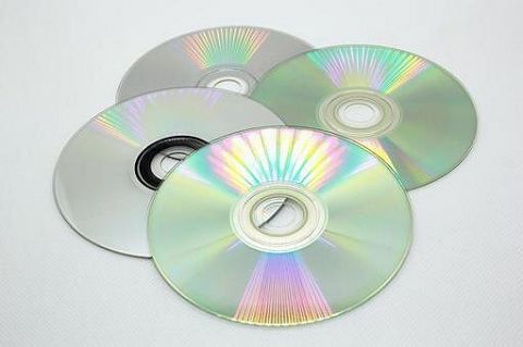 【悲報】CDがビデオテープの代わりに映像再生に使われなかった理由ってなんでなのか・・・・・・・・・・・