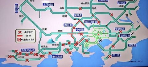 【悲報】日本人、高速道路で事故りまくる・・・・・・・・・・・・・・