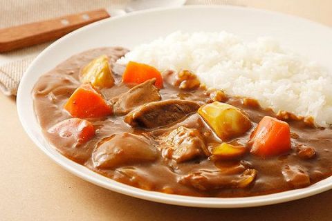 【朗報】レトルトカレーの中で一番美味いレトルトカレーwwwwwwwwwwwwwww