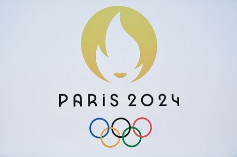 【悲報】フランス人さん、オリンピック開会式を見て泣き崩れる