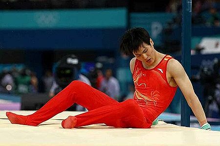 【悲報】中国体操選手「結果を受け入れられない。誰かがミスしなければ金メダルだったのに」