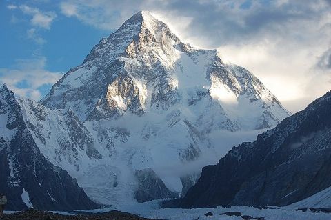 世界第2位の高峰「K2」で登山家の平出和也さんと中島健郎さんが滑落　安否不明