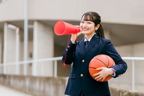 【悲報】 学生時代の運動部、人生にかなりの影響を与えていたwww