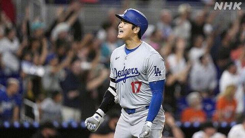 【悲報】 大谷翔平さん、50-50を達成した日の帰りのバスでアニメについて話す