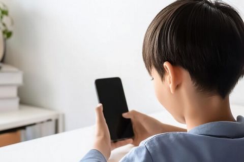 香川県「スマホ・ゲームのせいで子供が脂質異常になった」