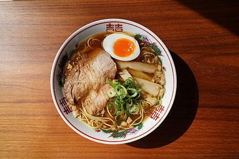 【画像】ラーメン屋に乗り込んだ男性二人マジギレ、一体なぜ……?